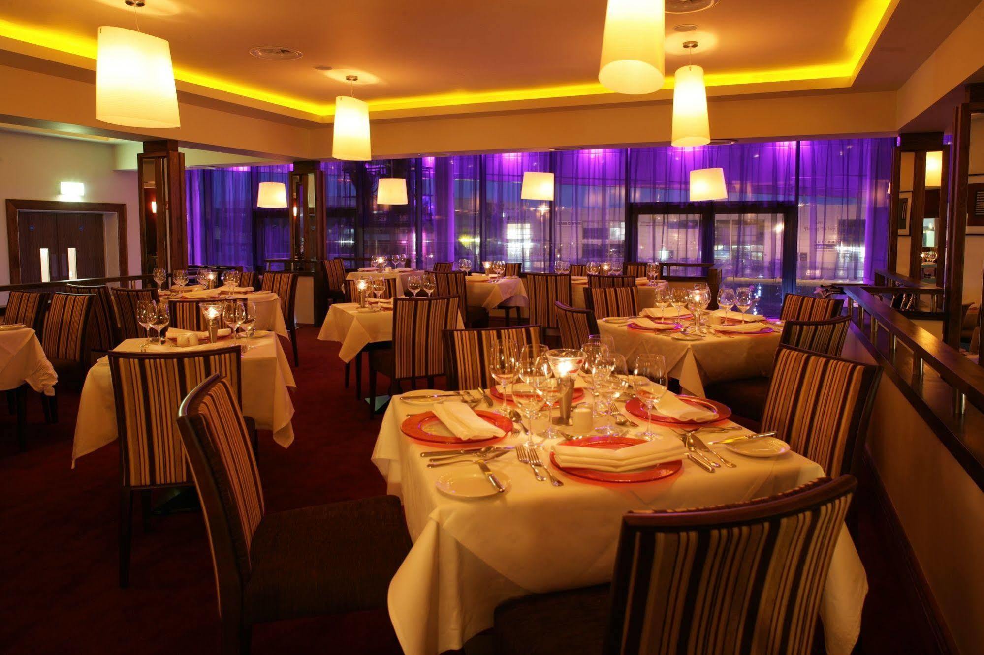 Clayton Hotel Galway Exterior foto